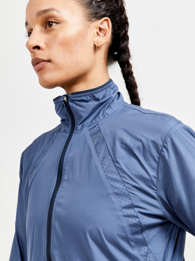 Curved Wind Jacket バーガンディ Windshell Jackets | The Outfitters – The Outfitters