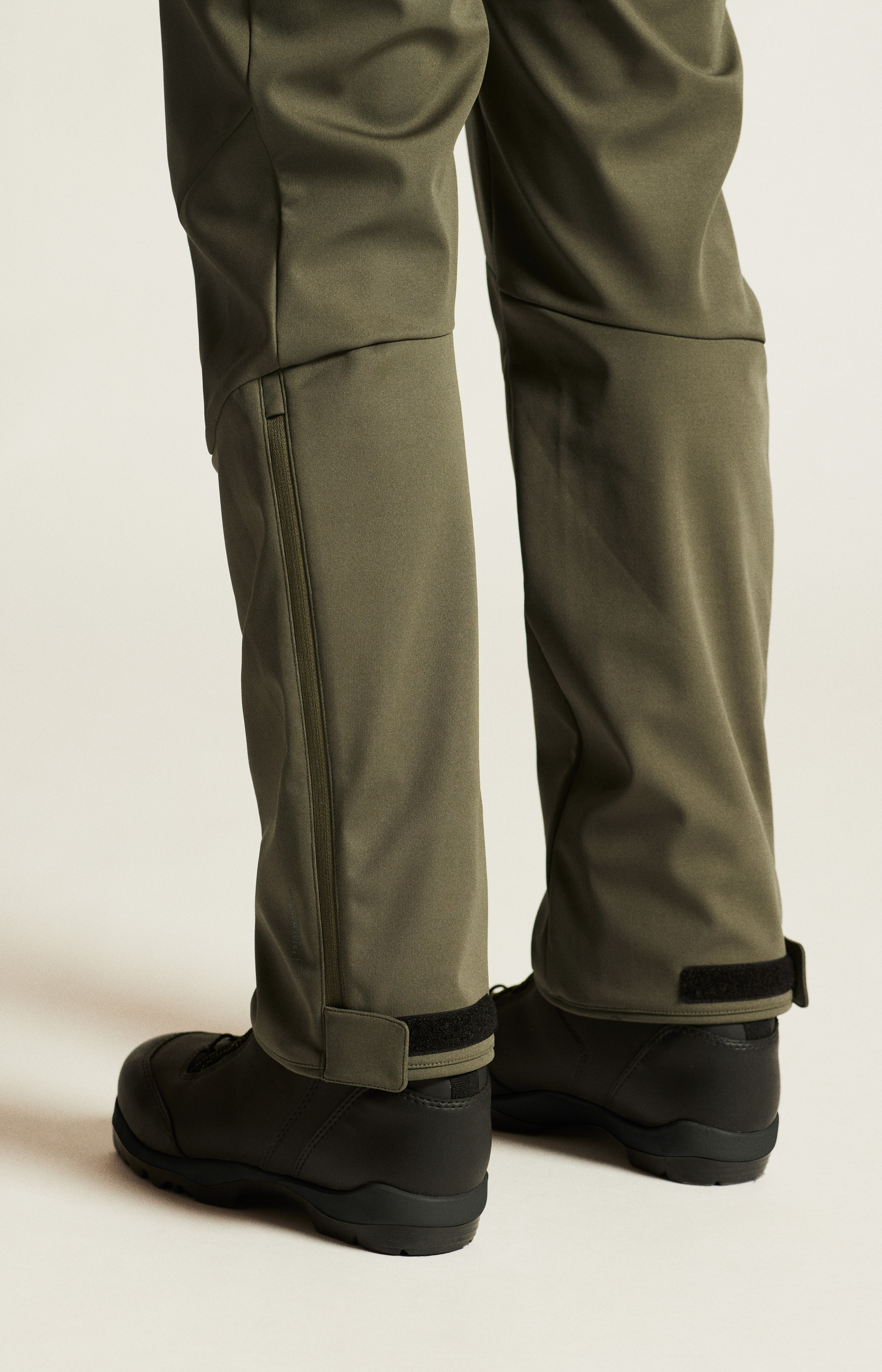 FCRB 16ss DRI-FIT KNIT WARM UP PANTS カーキ Core Backcountry Pants M | Green | Craft Sportswear