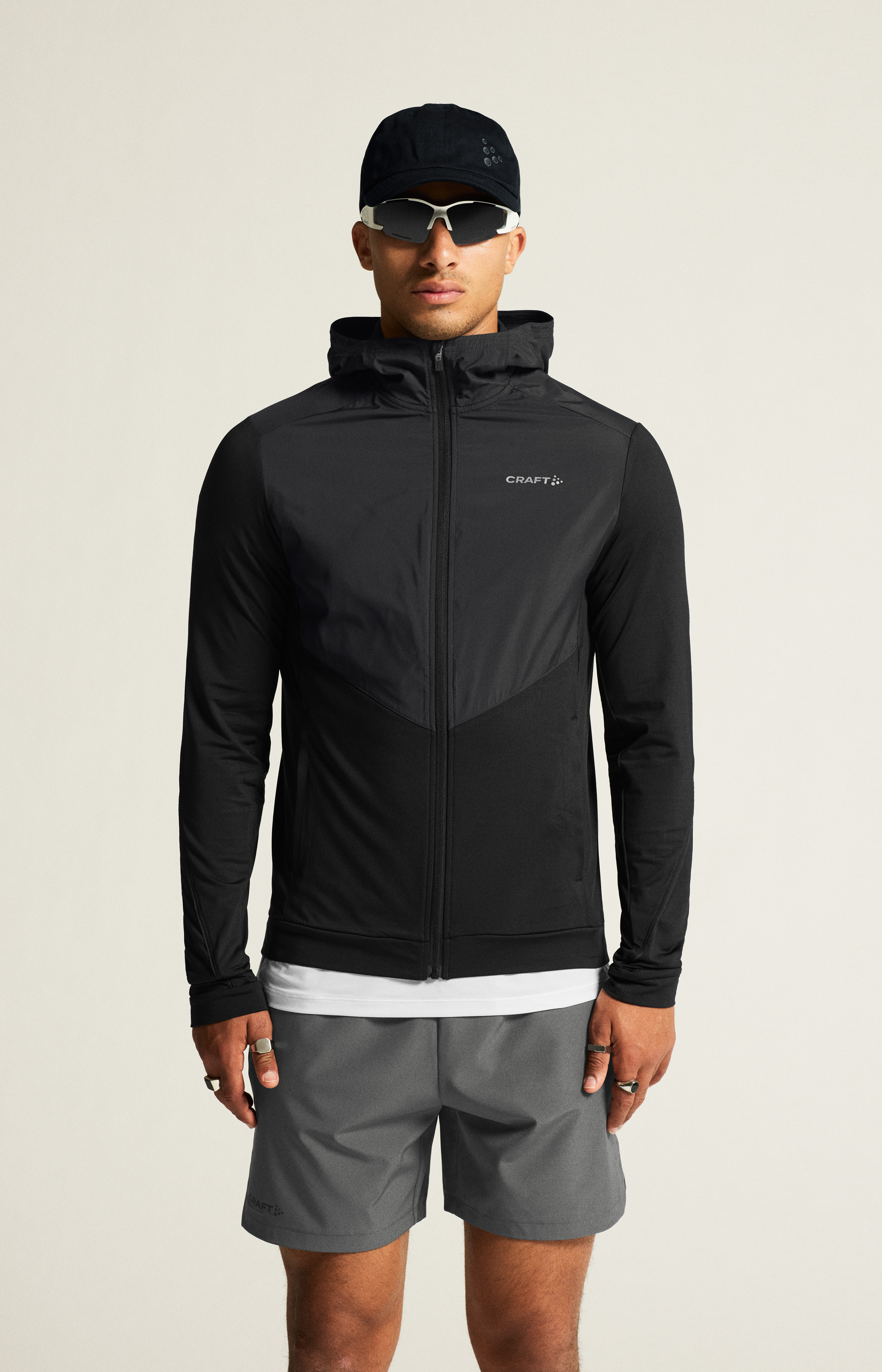 ADV Essence Jersey Hood Jkt 2 M | Black | Craft Sportswear
