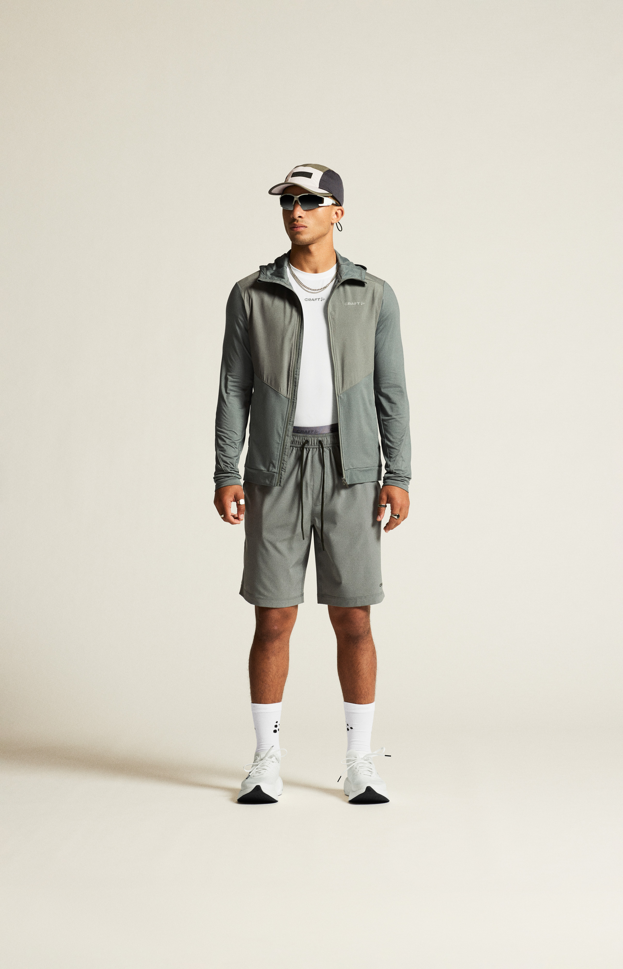 ADV Essence Jersey Hood Jkt 2 M | Black | Craft Sportswear