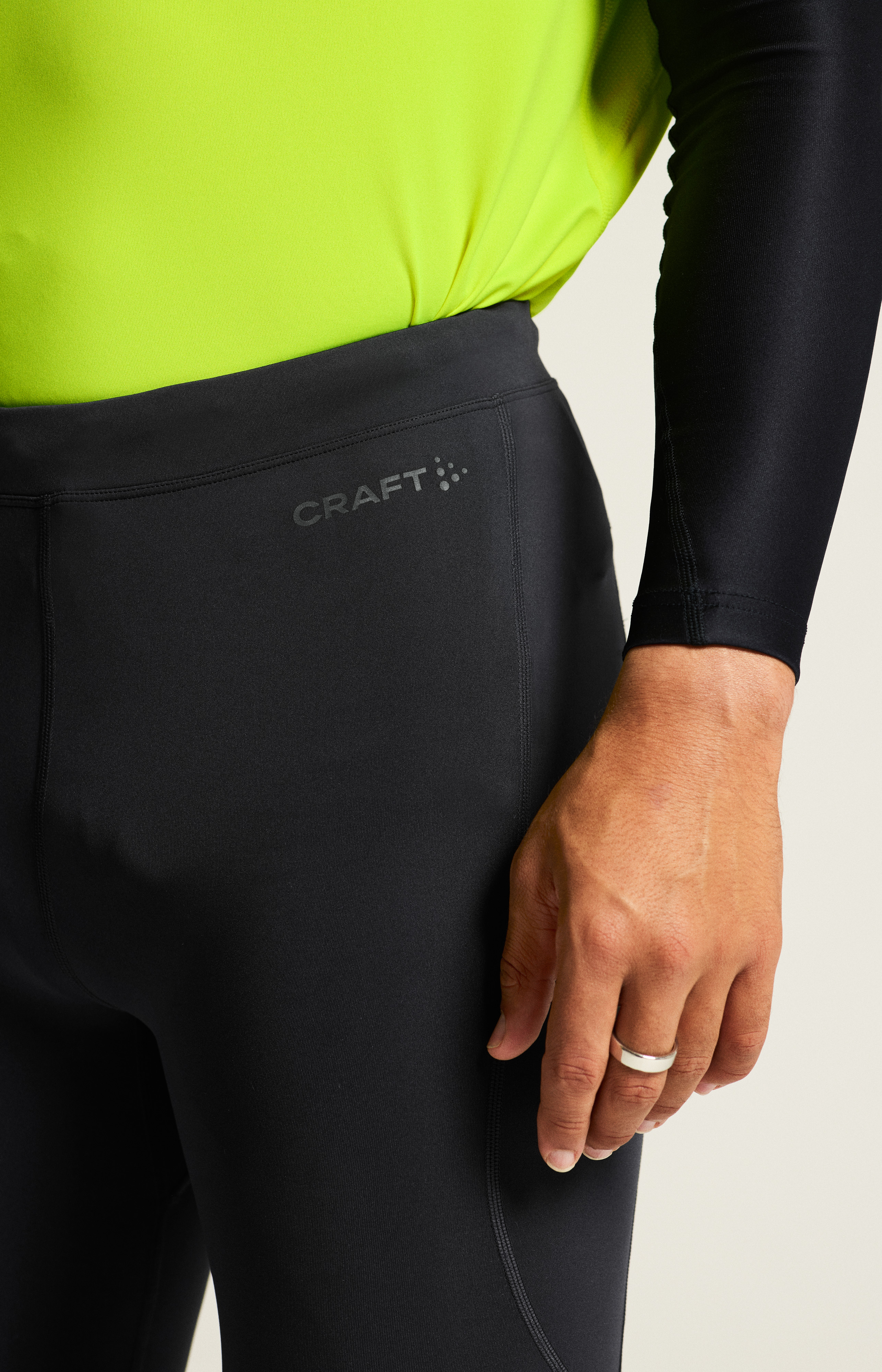 ADV Essence Short Tights 2 M | Black | Craft Sportswear