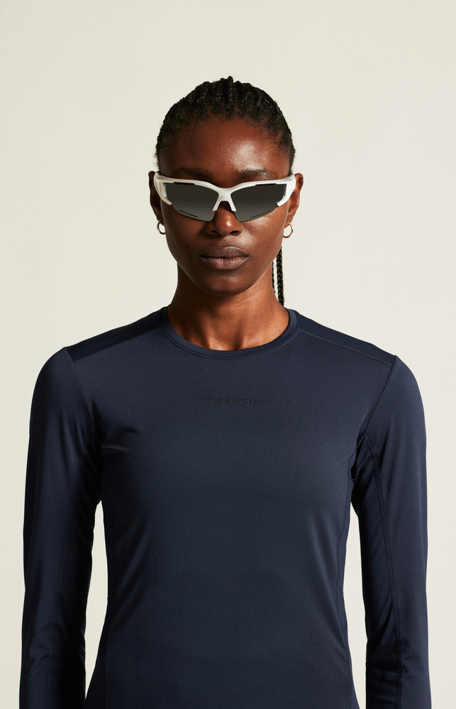 ADV Essence LS Tee 2 W | Black | Craft Sportswear