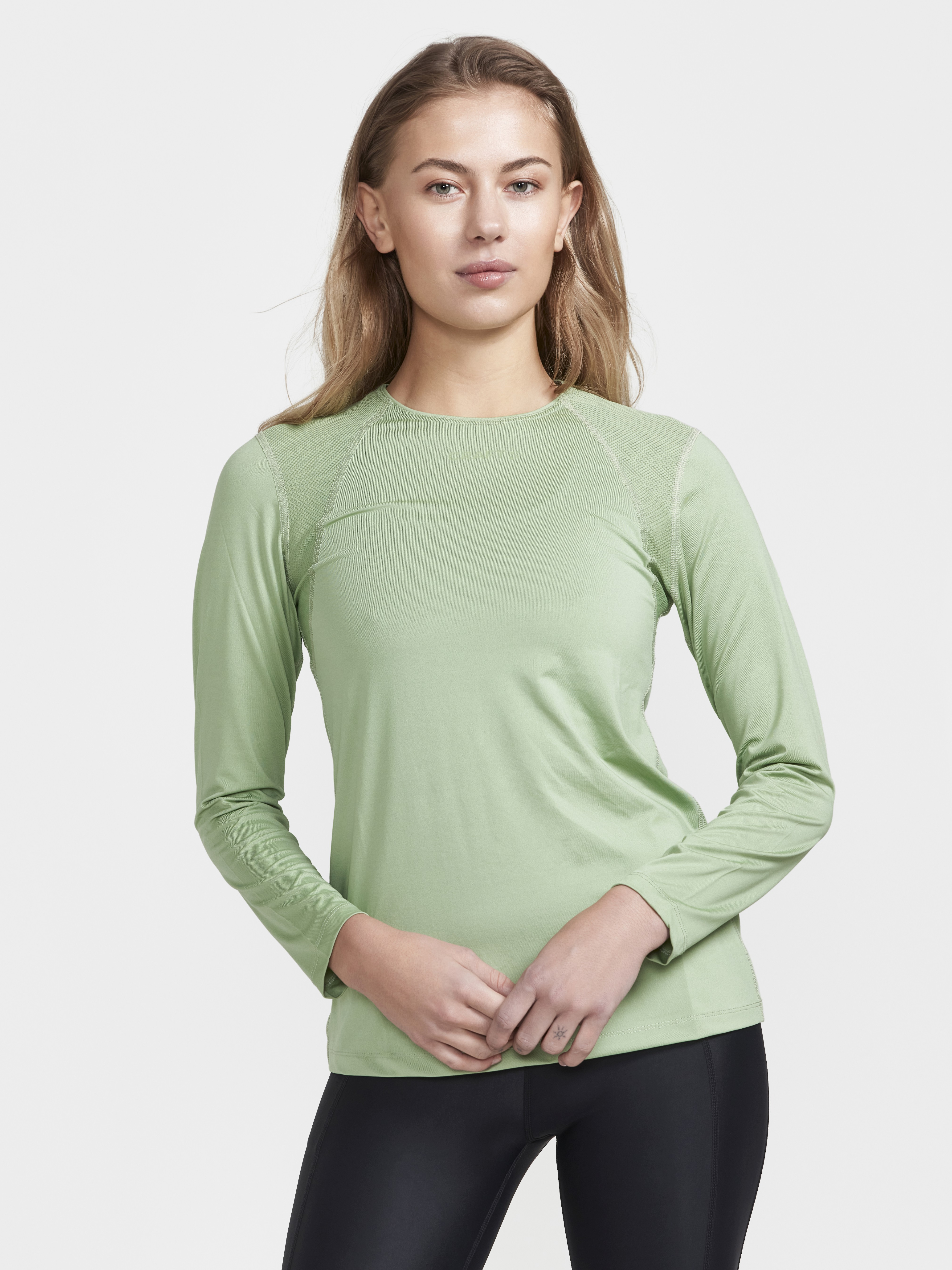 ADV Essence LS Tee W